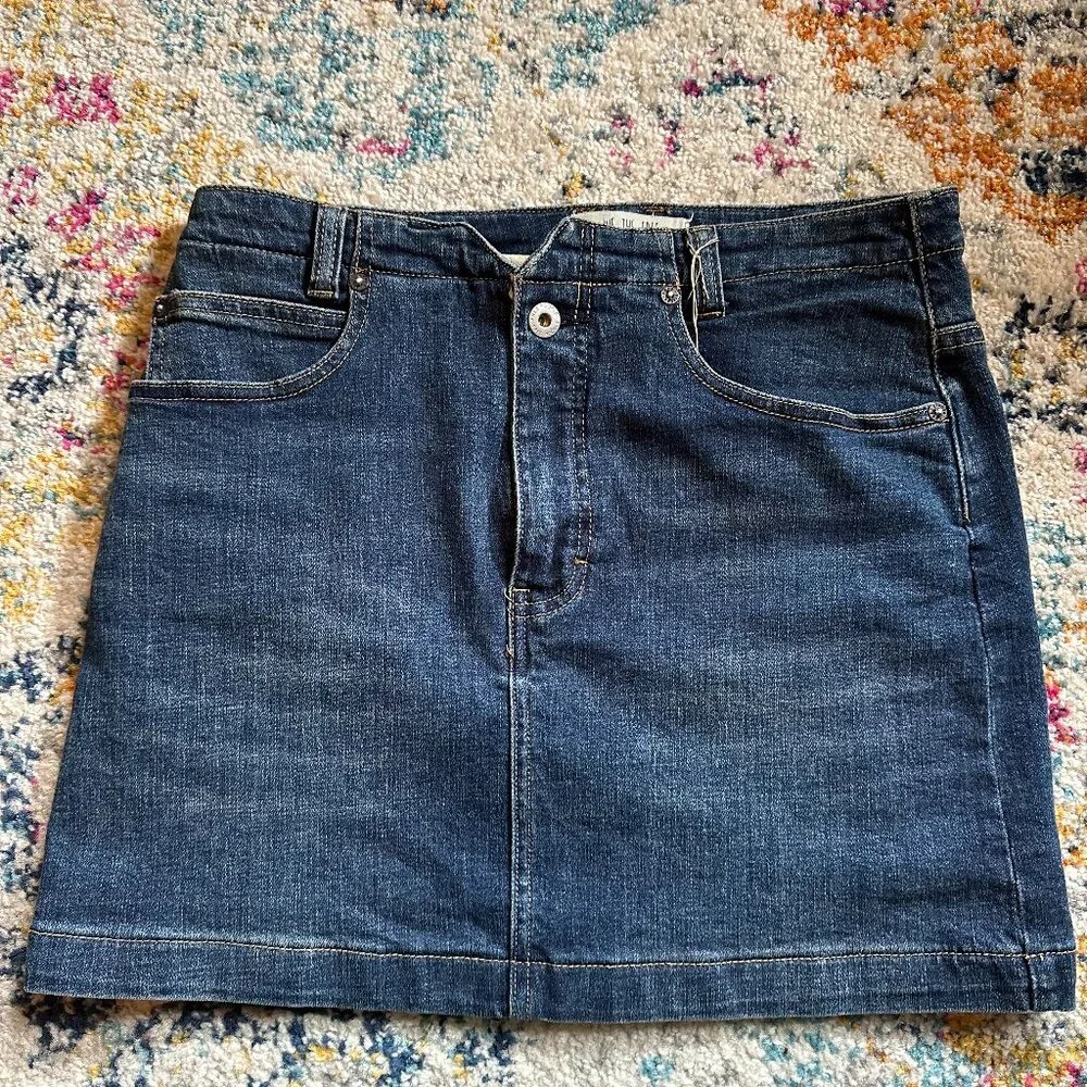 Free People Mini Skirt Dark Blue wash Size 29 - Picture 1 of 4